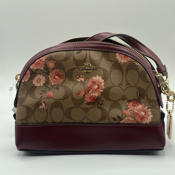 Coach Handbags - NWT Coach Dome Katy Crossbody Signature Prairie Daisy Print 3055